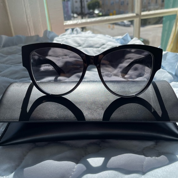 YSL sunglasses - Picture 4 of 5